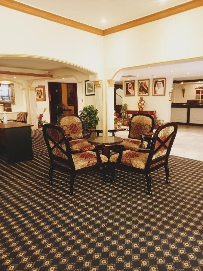 Aliqbal Hotel アル・コバール エクステリア 写真