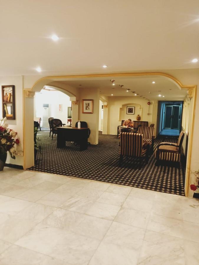 Aliqbal Hotel アル・コバール エクステリア 写真